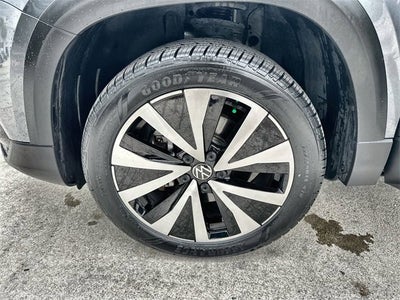 2024 Volkswagen Taos SE