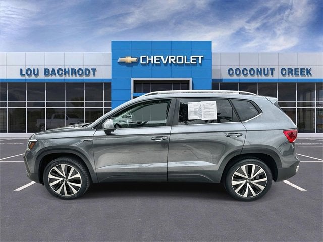 2024 Volkswagen Taos SE