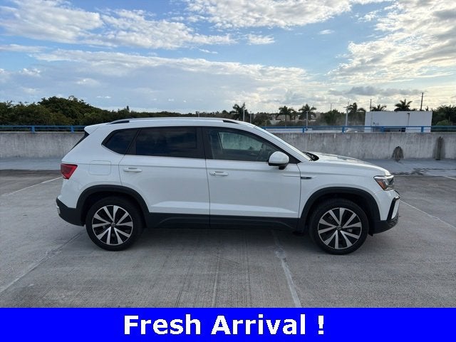 2024 Volkswagen Taos SE