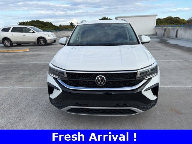 2024 Volkswagen Taos SE