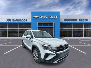 2024 Volkswagen Taos SE