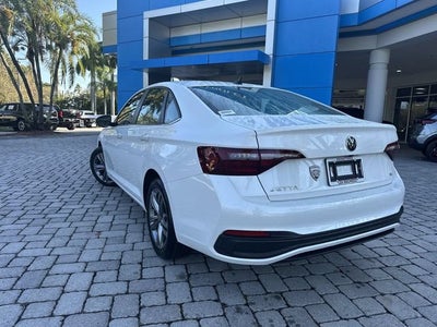 2024 Volkswagen Jetta SE