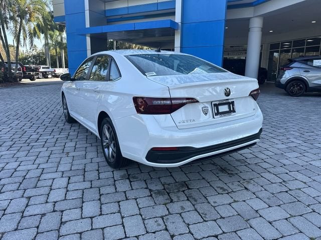 2024 Volkswagen Jetta SE