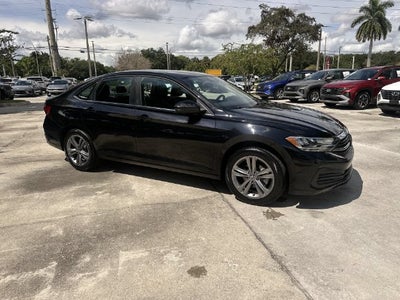 2024 Volkswagen Jetta SE