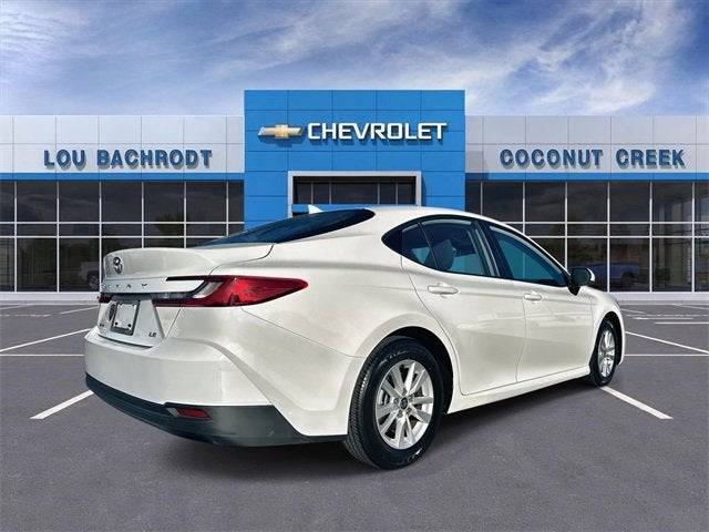 2025 Toyota Camry LE