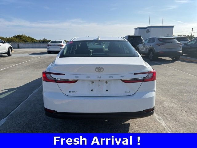 2025 Toyota Camry LE
