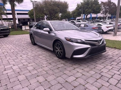 2024 Toyota Camry SE