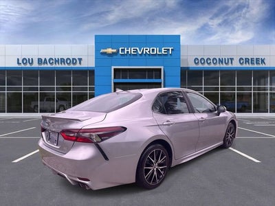 2024 Toyota Camry SE