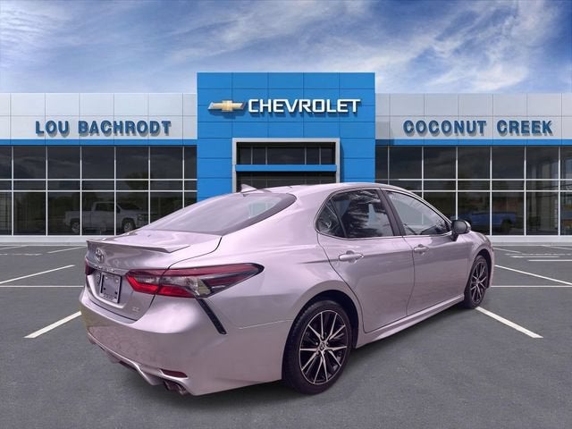 2024 Toyota Camry SE
