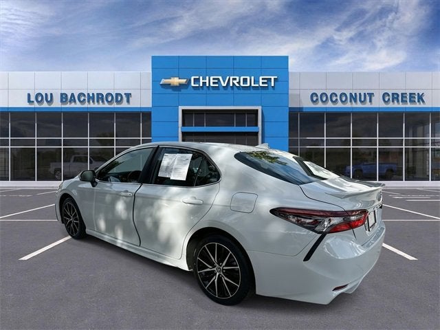 2024 Toyota Camry SE