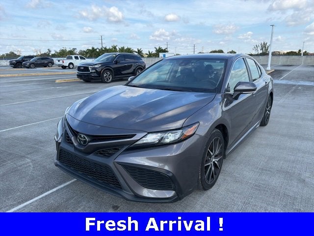 2023 Toyota Camry SE