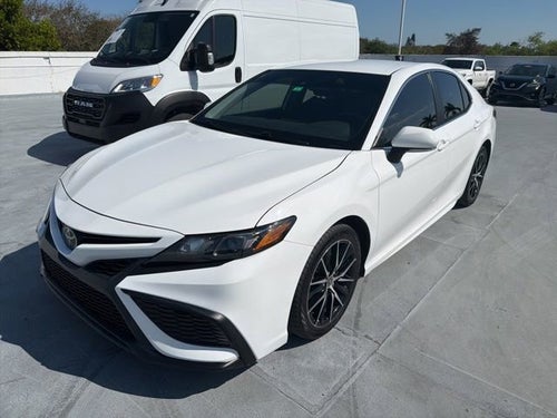 2023 Toyota Camry SE