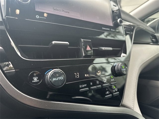 2021 Toyota Camry Hybrid LE