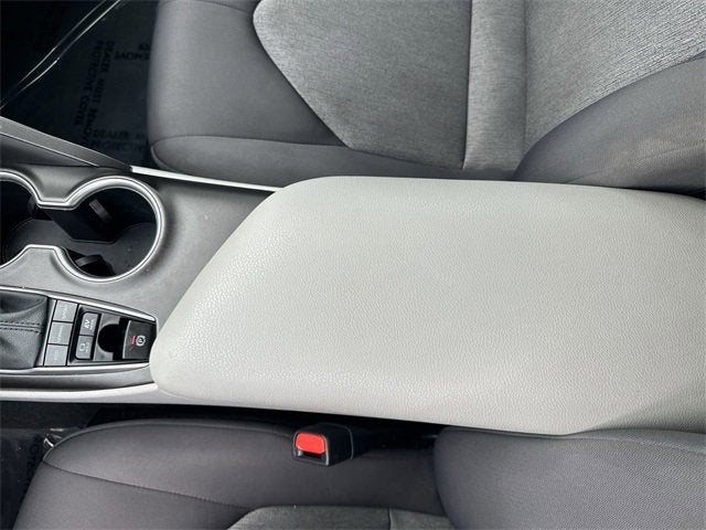 2021 Toyota Camry Hybrid LE