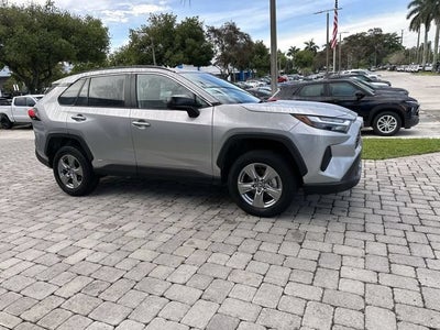 2025 Toyota RAV4 Hybrid LE