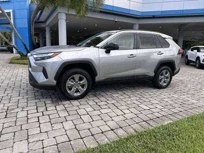 2025 Toyota RAV4 Hybrid LE