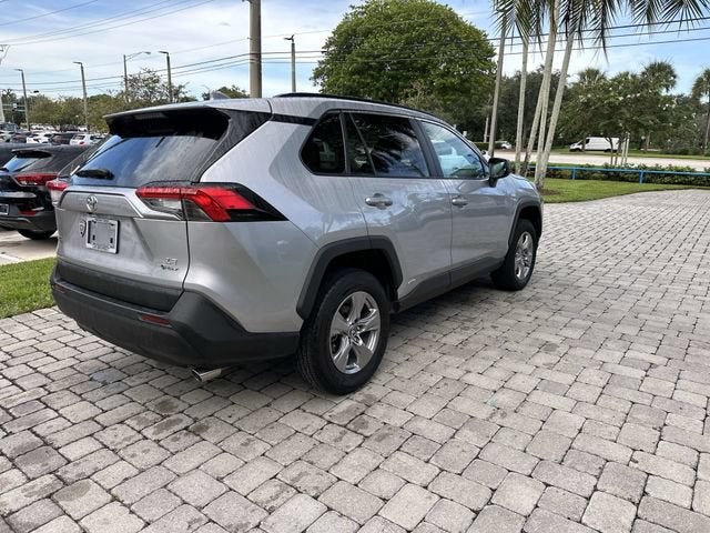 2025 Toyota RAV4 Hybrid LE