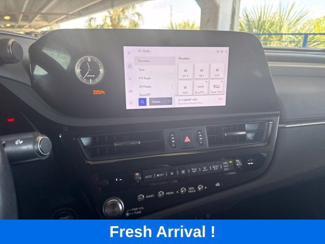 2023 Lexus ES ES 350 F SPORT Handling