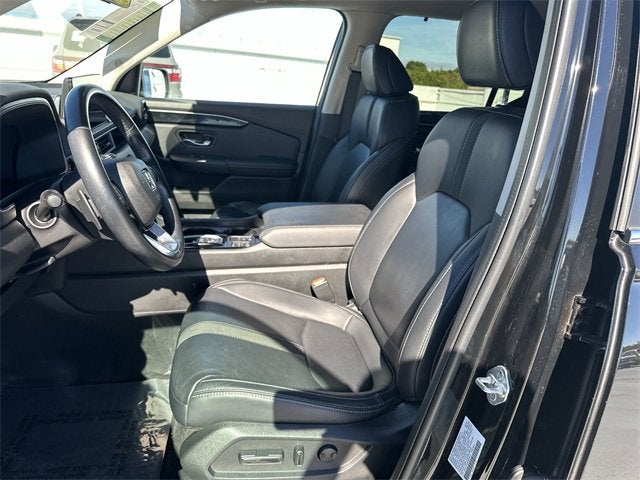 2023 Honda Pilot EX-L 8 Passenger