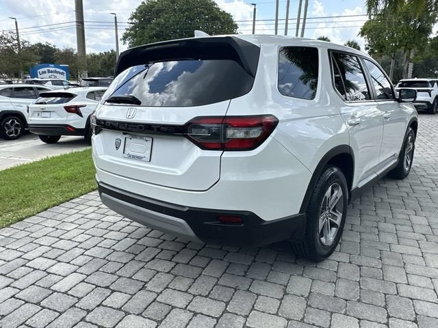 2023 Honda Pilot EX-L 8 Passenger