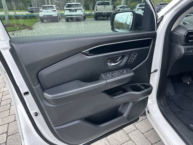 2023 Honda Pilot EX-L 8 Passenger