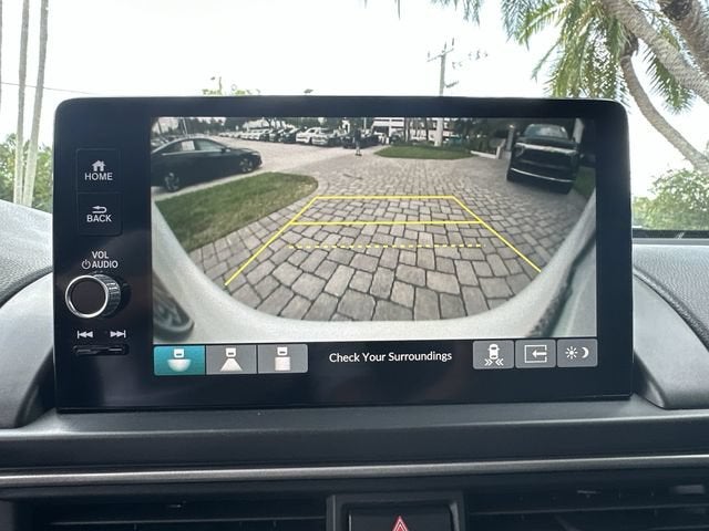 2023 Honda Pilot EX-L 8 Passenger