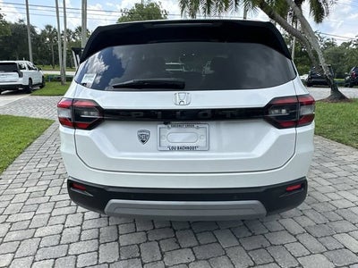 2023 Honda Pilot EX-L 8 Passenger