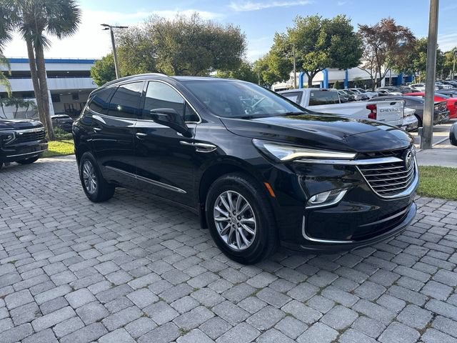 2023 Buick Enclave Essence