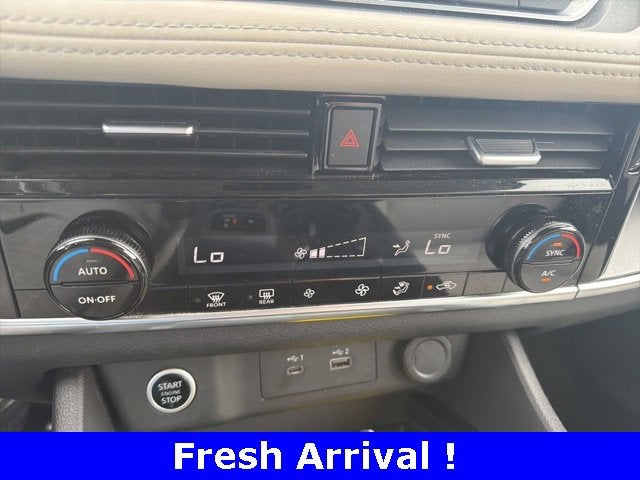 2022 Nissan Rogue SV