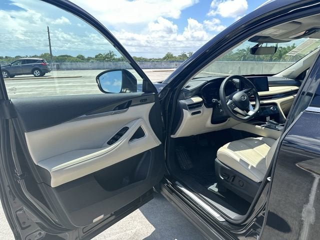 2024 INFINITI QX60 LUXE