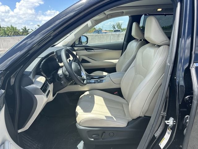 2024 INFINITI QX60 LUXE