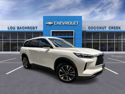 2023 INFINITI QX60 LUXE