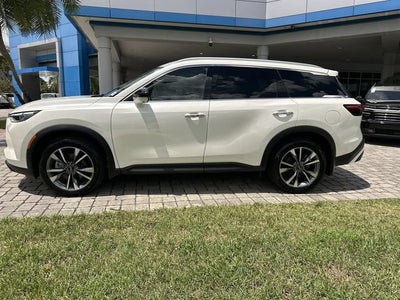 2023 INFINITI QX60 LUXE