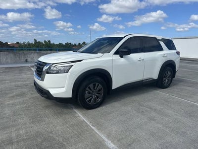 2024 Nissan Pathfinder S