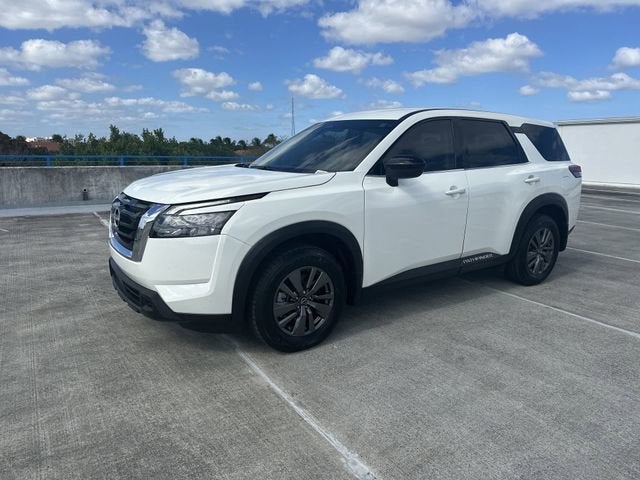 2024 Nissan Pathfinder S