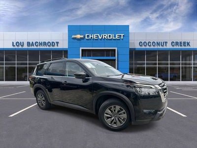 2025 Nissan Pathfinder SV