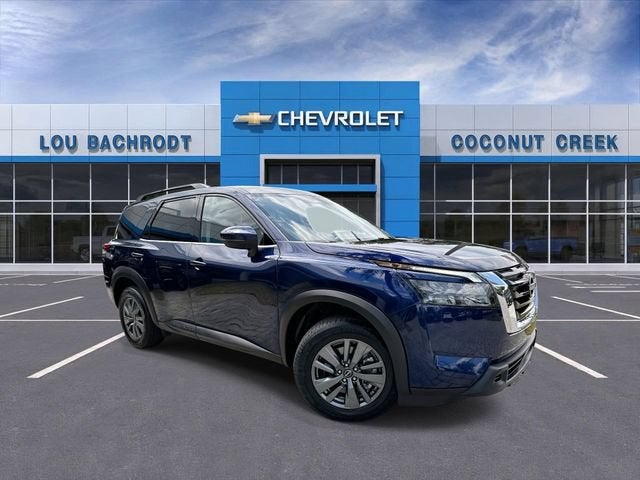 2025 Nissan Pathfinder SV