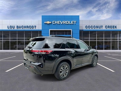 2025 Nissan Pathfinder SV