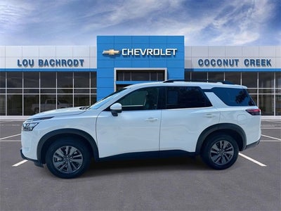 2025 Nissan Pathfinder SV