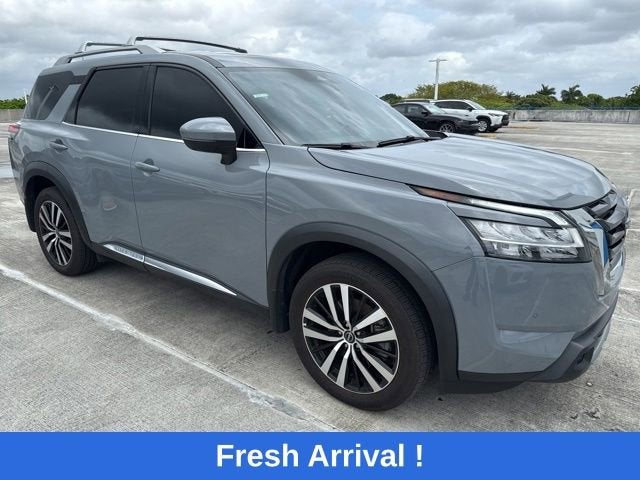 2024 Nissan Pathfinder Platinum