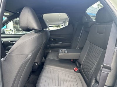 2025 Hyundai Santa Cruz SE