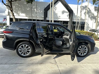 2023 Toyota Highlander L