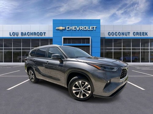 2024 Toyota Highlander LE