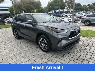 2024 Toyota Highlander LE
