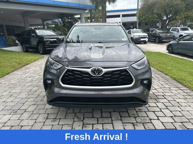 2024 Toyota Highlander LE