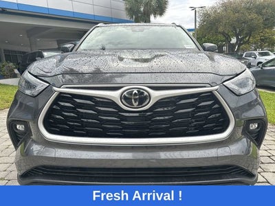 2024 Toyota Highlander LE