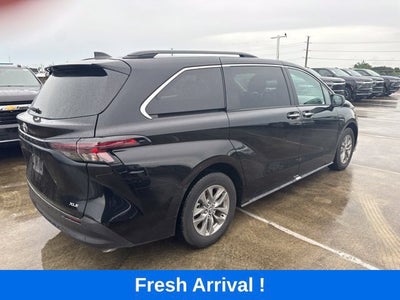 2026 Toyota Sienna XLE