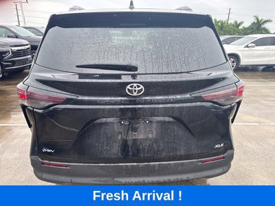 2026 Toyota Sienna XLE