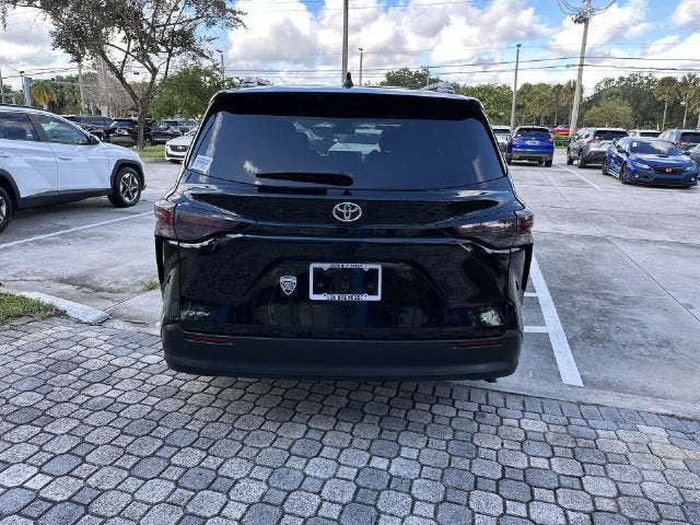 2026 Toyota Sienna XLE