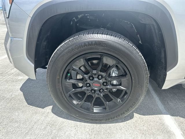 2022 Toyota Tundra 4WD SR5